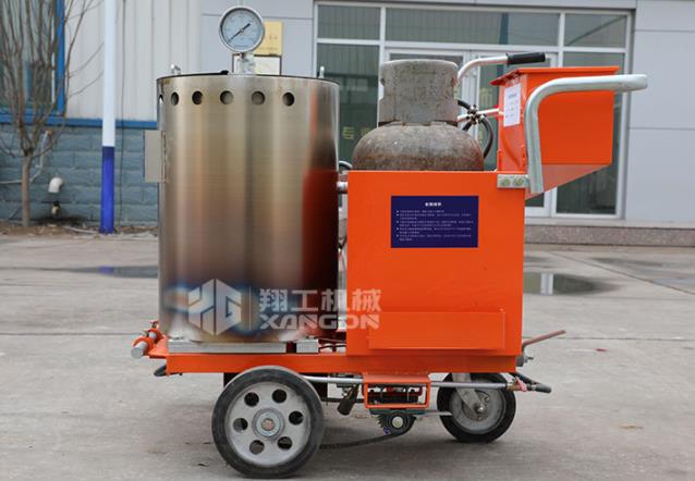 劃線機(jī)內(nèi)部清洗系統(tǒng)需要注意的問(wèn)題